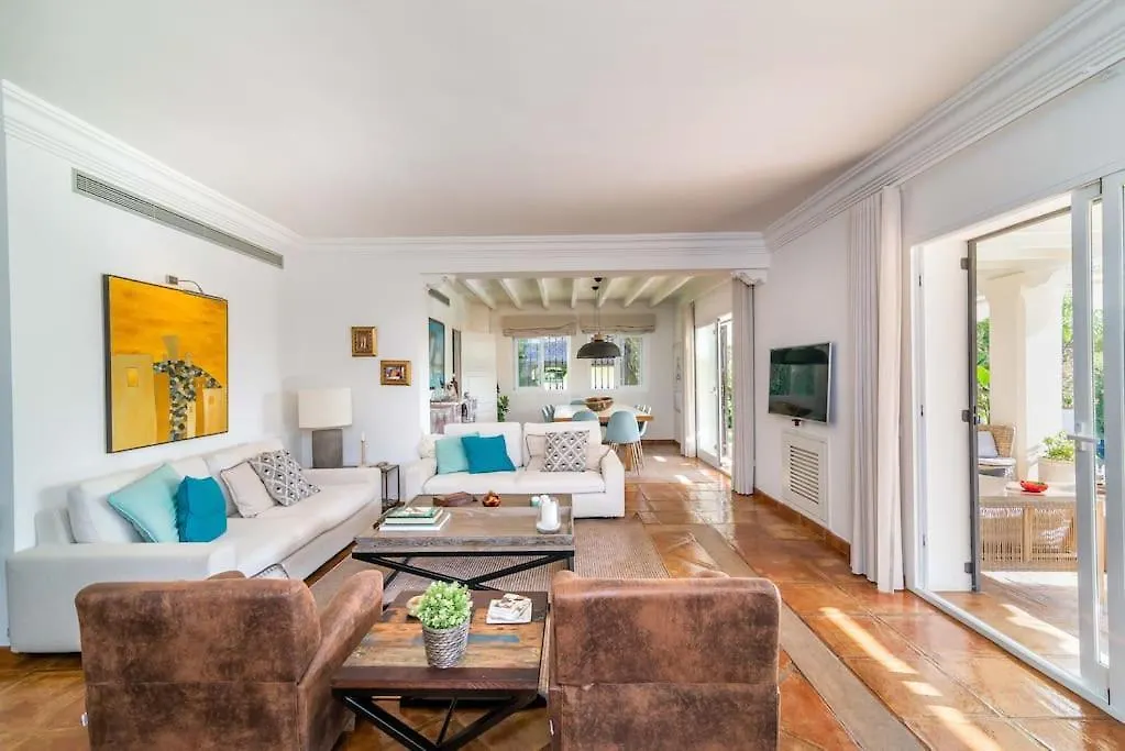 Ocean Views Luxury Villa Next To Beach Benalmadena