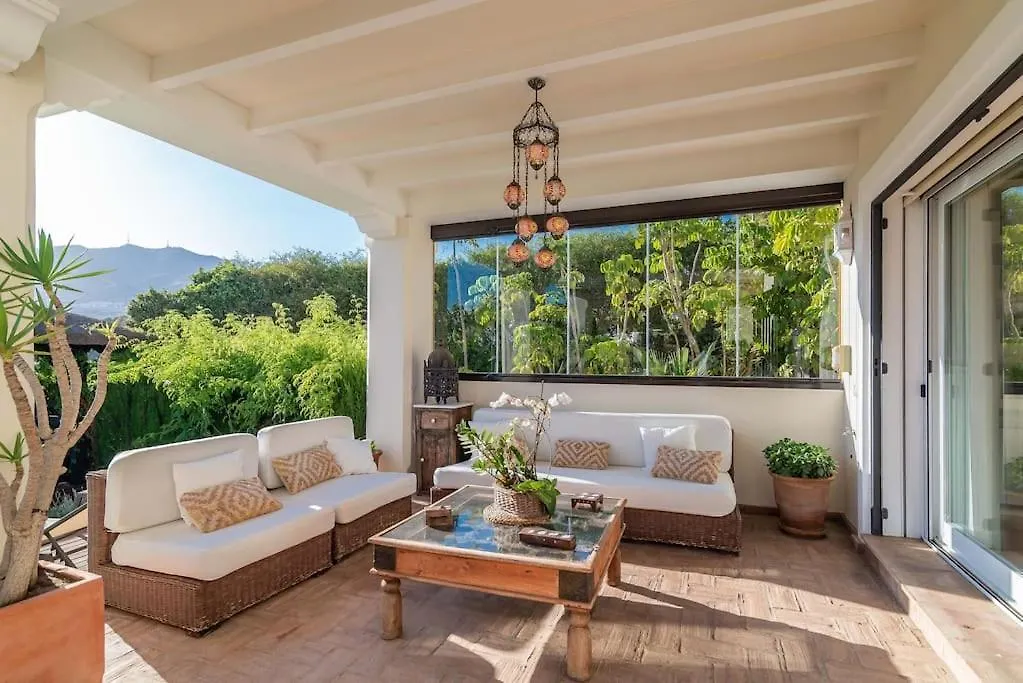 Ocean Views Luxury Villa Next To Beach Benalmadena